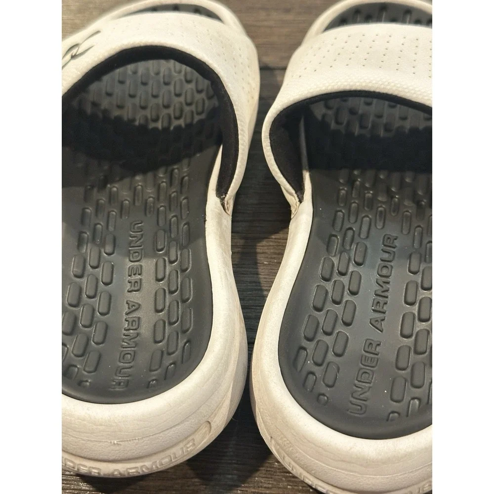 Youth Under Armour Slides Sandals White Sz 5Y sports summer outside